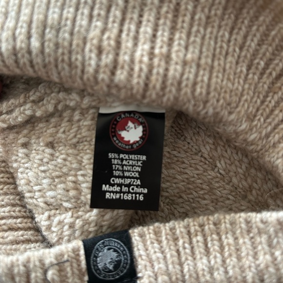 Black and Tan Knit Beanie Set - Picture 3 of 4